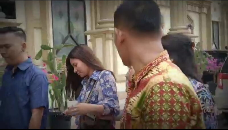 Istri pengusaha ternama di Jambi laporkan artis Dinar Cindy ke Polda Jambi, Kamis, 12 Oktober 2023 | DIR