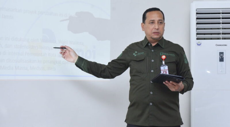 Juru Bicara Pemkot Jambi, Abu Bakar