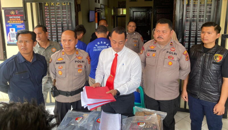 Polsek Sungai Penuh tetapkan 4 tersangka kasus penipuan kredit BRI | foto : rk