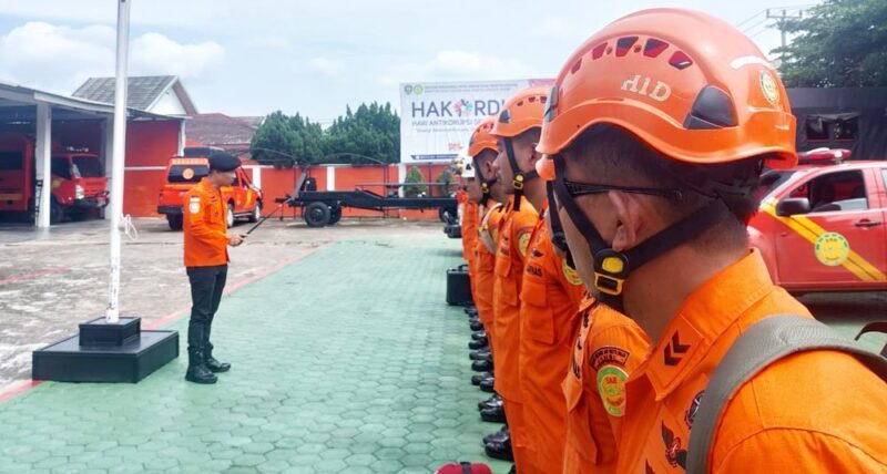 Tim SAR Jambi ikut membantu penanganan korban Gunung Marapi | foto : sar jambi