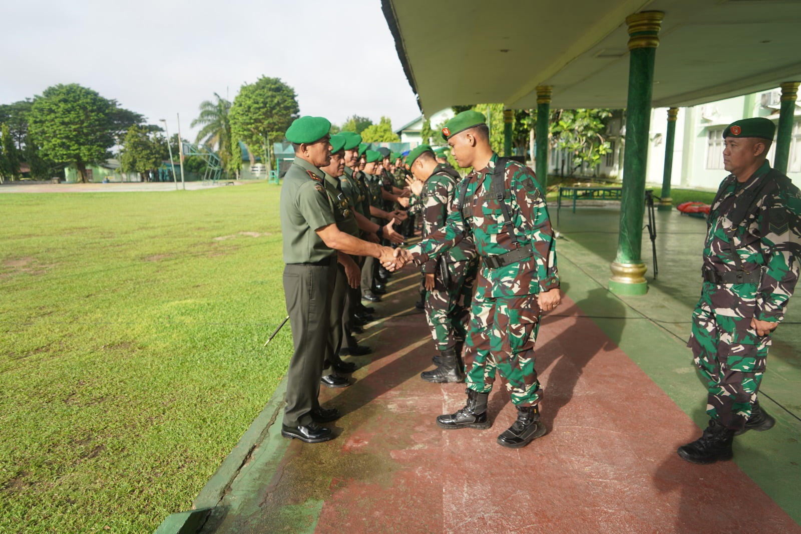 prajurit tni bermaafan