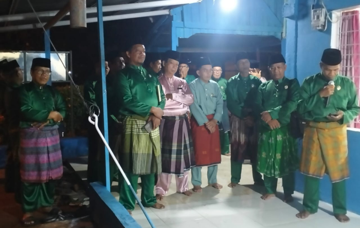 Pengurus dan anggota Kelompok Belajar Adat Paal Limo | ep
