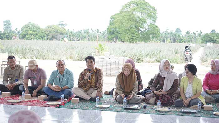 Pj Bupati Muarojambi, Raden Najmi, ikut rapat bersama Ketua TP PKK sekaligus Ketua Dekranasda Provinsi Jambi, Hesnidar Haris | ran
