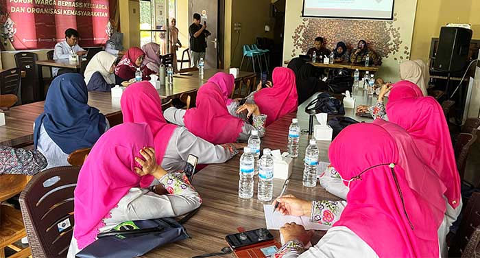 Emak-emak ngegosipin pilkada bersama KPU Kota Jambi, Senin, 21 Oktober 2024 | ran