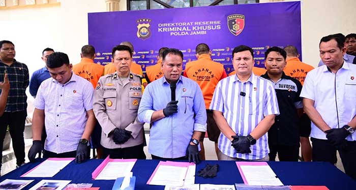 DItreskrimsus Polda Jambi membeberkan pengungkapan kasus BBM ilegal | ran