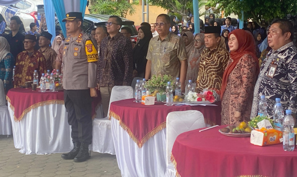 Gubernur Jambi, Al Haris, menghadiri exhibition di SMK Negeri 2 Kota Jambi, Kamis | kominfo