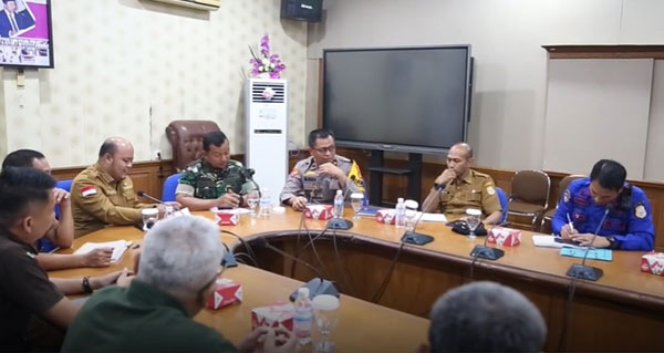 Rapat penanganan kebakaran hutan dan lahan di Kantor Bupati Tanjabtim, Senin | ran