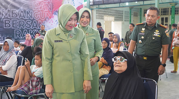Salah satu kegiatan HUT 61 Persit Kartika Chandra Kirana | prm