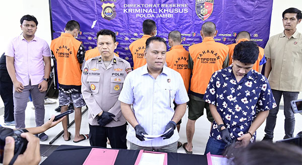 Tiga pelaku illegal drilling diamankan anggota Ditreskrimsus Polda Jambi | dod