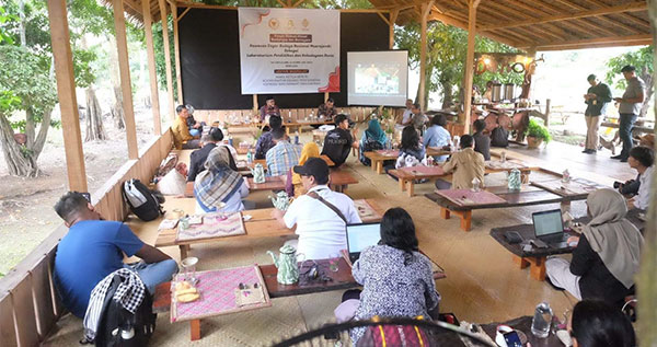 FGD yang diselenggarakan Perkumpulan Alumni IFSA, di Mendapa Tanjung Balai, Danau Lamo, Kawasan Cagar Budaya Nasional Muarojambi, Jumat | dki