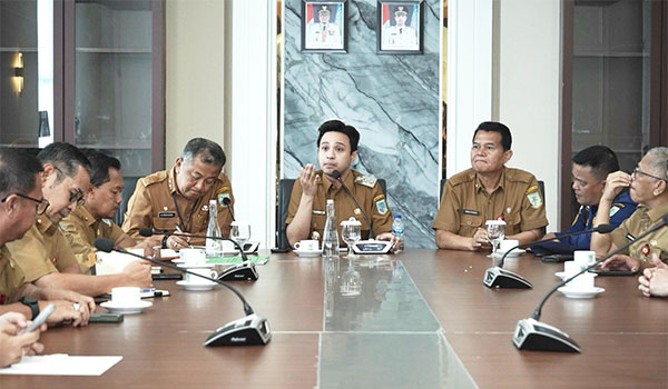 Wakil Wali Kota Jambi, Diza Hazra Aljosha, mengumpulkan seluruh kepala OPD Pemerintah Kota Jambi, Senin | dki