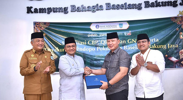 Wali Kota Jambi Maulana pada acara tasyakuran berdirinya Pendopo Pokdarwis di Kampung Bahagia Baselang, Senin | dki