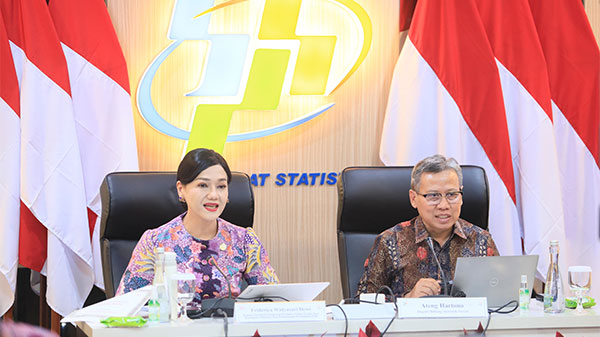 Friderica Widyasari Dewi dan Ateng Hartono