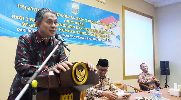 Wakil Bupati Muarojambi, Junaidi Mahir, membuka pelatihan pengelolaan BUMDes, Selasa | dki