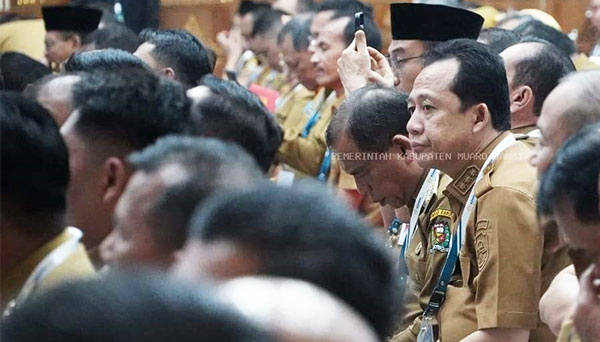 Bupati Muarojambi, Bambang Bayu Suseno, saat hadir pada rapat koordinasi teknis pembangunan perumahan di wilayah pedesaan, Selasa | dki-mj