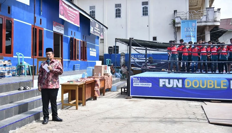 Wali Kota Jambi, Maulana, membuka Fun Double Boxing, di Pelataran Aula RT 05 Kelurahan Rawasari, Kecamatan Alam Barajo, Minggu | dki-kj
