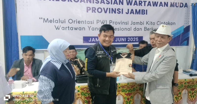 PWI Provinsi Jambi menggelar orientasi kewartawanan dan keorganisasian, Sabtu | tim pwi