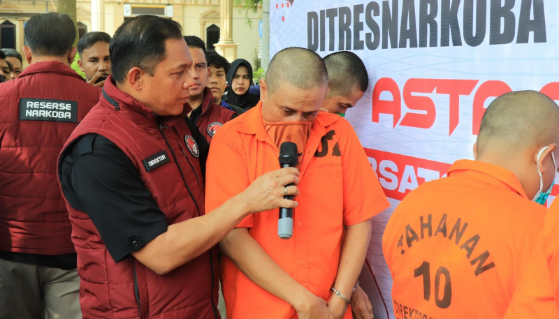 Pelaku pengedar narkoba diamankan di Polda Jambi | dia