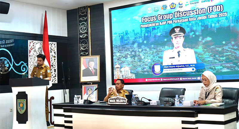 Wakil Wali Kota Jambi, Diza Hazra Aljosha, membuka FGD NJOP PBB-P2, Senin | dki-kj