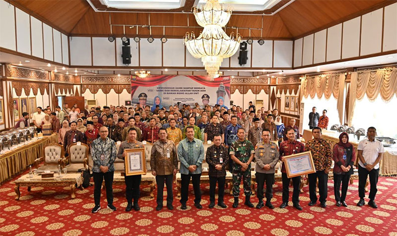 Wakil Wali Kota Jambi, Diza Hazra Aljosha, menghadiri audiensi bersama Wakil Menteri PANRB, Komjen Pol. (Purn) Purwadi Arianto, M.Si., Kamis | dki-kj