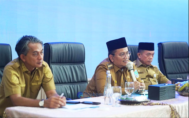 Wakil Bupati Muaro Jambi, Junaidi H Mahir, hadir pada audiensi warga Desa Mendalo Darat dengan Gubernur Jambi, Selasa | dki-mj