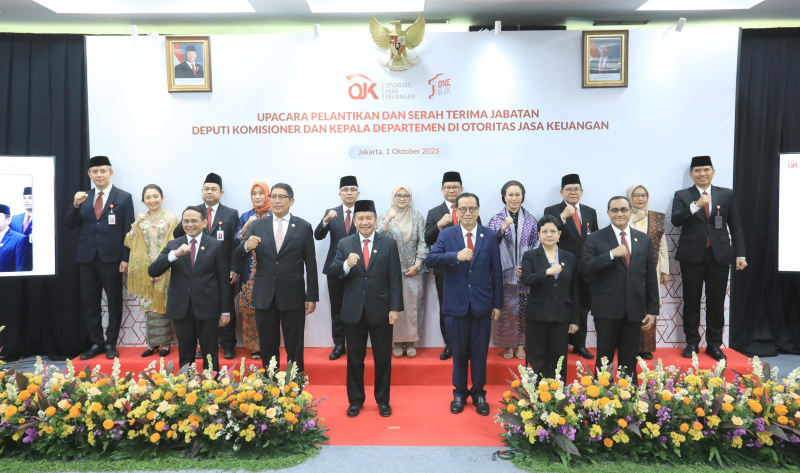 Wakil Dewan Komisioner OJK melantik pejabat, Rabu | ojk