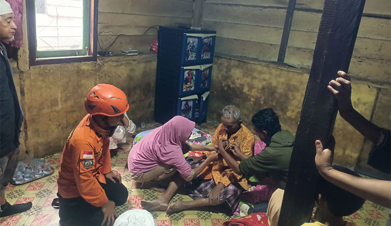 Abd Muin di rumahnya usai ditemukan di dalam hutan | sar