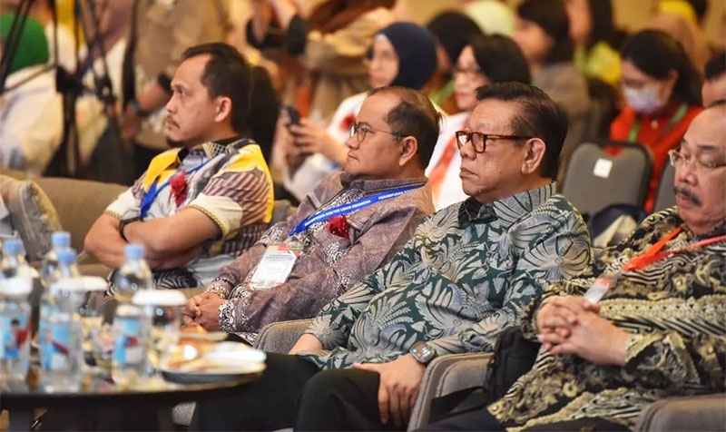 Wali Kota Jambi, Maulana, yang juga pengurus harian Presidium PDUI, menghadiri Pertemuan Ilmiah Tahunan dan Mukernas ke-XV PDUI, di Jakarta, Sabtu | dki-kj