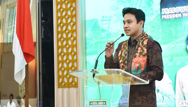 Wakil Wali Kota Jambi, Diza Hazra Aljosha, menyampaikan pesan dan harapan pada acara pelantikan DPD TMI Kota Jambi, Senin malam, 10 November 2025 | dki-kj