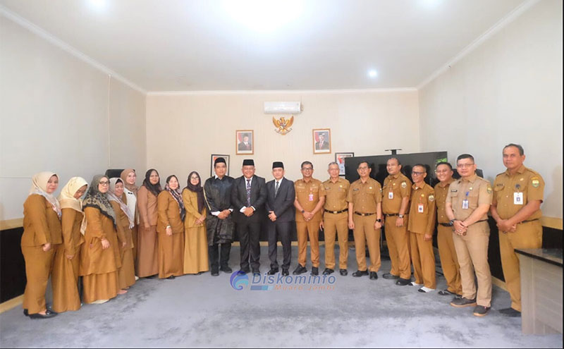 Aprisal resmi dilantik sebagai Sekretaris Inspektorat Kabupaten Muaro Jambi, Senin | dki-mj