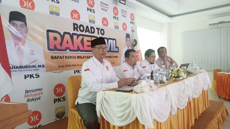 DPW PKS Provinsi Jambi menggelar Pleno Akbar bertajuk Road to RAKERWIL pada Minggu 23 November 2025 | noe