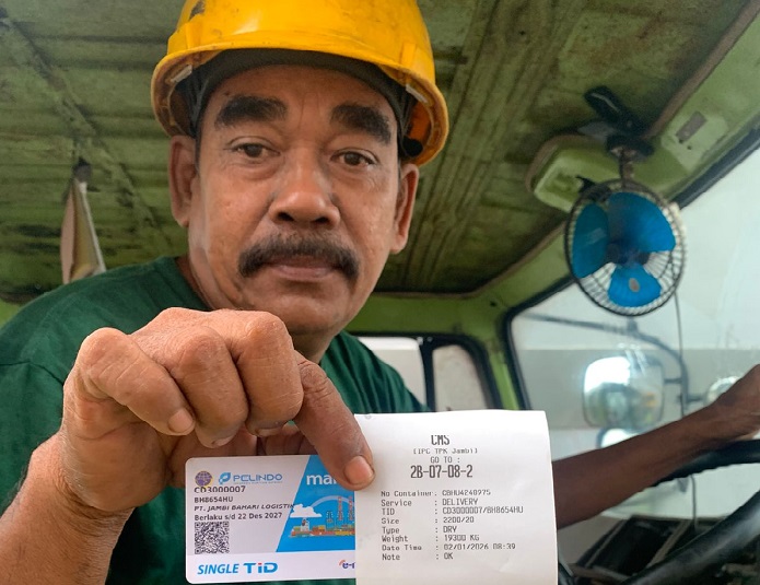 Pelindo Jambi kuatkan layanan kepelabuhanan dengan menerapkan Single Truck Identification Data (STID) | dok pelindo