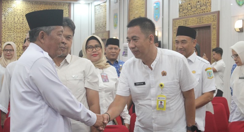 Wakil Gubernur Jambi, Abdullah Sani, pada penyerahan hasil penilaian maladministrasi pelayanan publik oleh Ombudsman RI 2025, di Ruang Pola Kantor Gubernur Jambi, Rabu | reno setiawan
