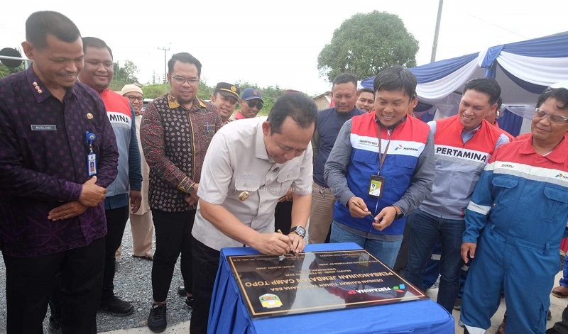Bupati Muaro Jambi, Bambang Bayu Suseno, meresmikan Jembatan Beton Camp Topo, di Desa Sungai Gelam, Kecamatan Sungai Gelam, Jumat 6 Februari 2026 | dia