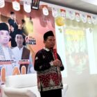Ketua DPW PKS Provinsi Jambi, Mustaharuddin, menyampaikan sambutan pada acara halal bihalal, Minggu | dia
