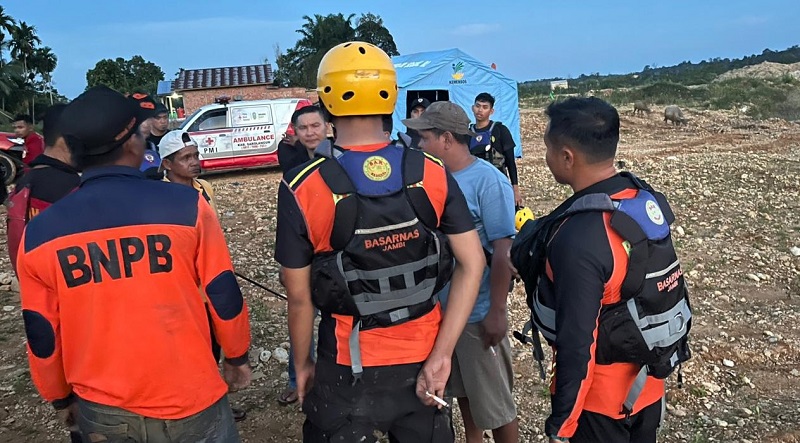 Seorang warga Sarolangun hilang setelah perahu yang ditumpanginya terbalik di Sungai Limun, Sarolangun | sar
