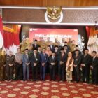 Gubernur Jambi, Al Haris, melantik Sudirman sebagai Komisaris Utama Bank Jambi, Senin | erit sutriedi