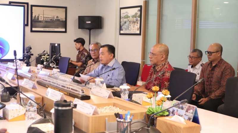 Gubernur Jambi, Al Haris, audiensi dengan Dirjen Perkeretaapian Kementerian Perhubungan, di Jakarta, Selasa | diskominfo