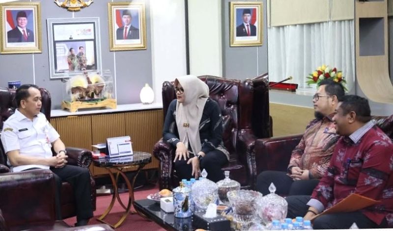 Bupati Tanjabtim, Dillah Hikmah Sari, mengunjungi kantor Kementerian Dalam Negeri (Kemendagri), di Jakarta, Rabu, 29 April 2026 | dki-tjt