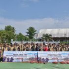Peserta Media Field Trip Forum Jurnalis Migas Jambi 2026 berfoto bersama di area operasi Pertamina EP Jambi, bagian dari upaya meningkatkan pemahaman publik terhadap industri hulu migas | skk migas